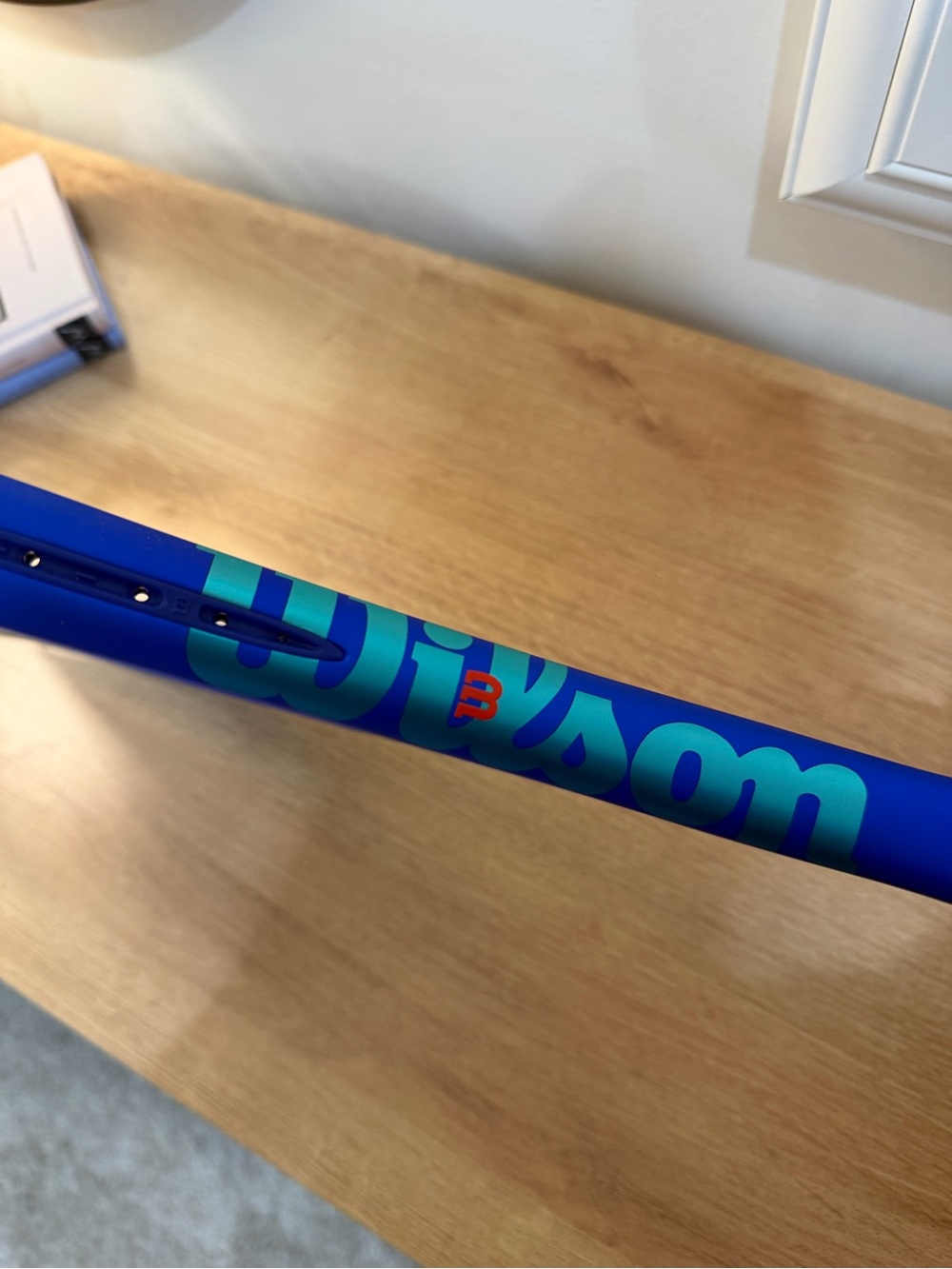 Wilson Ultra V5 Blue Tennis Racket - Picture 5 of 6